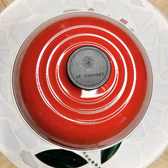 Le Creuset Other - Le Creuset Enameled Steel Lid Replacement Ombre Red Cerise 9 Inches